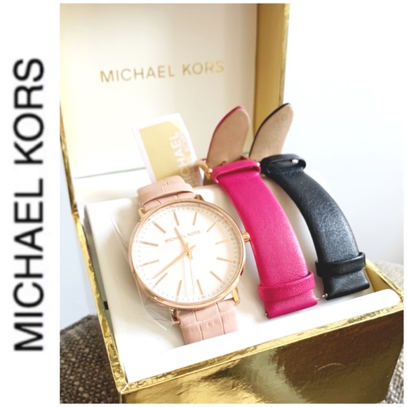 NWT authentic MK watch with multi leather strap - Picture 2 of 4